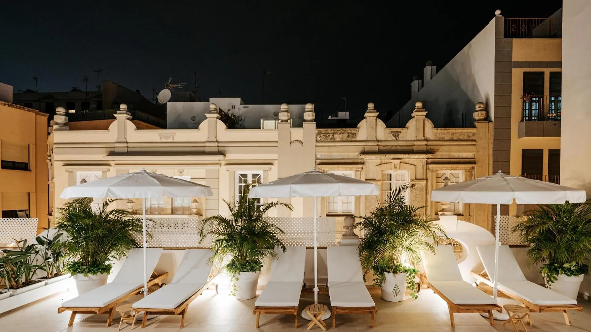 Emblematico F24-Only Adults B&B Santa Cruz de Tenerife 0*,  Spain